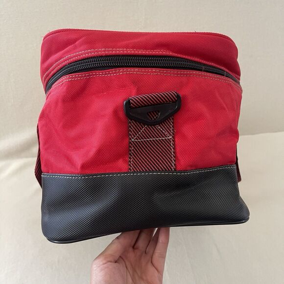 Marlboro Unlimited 90's Red Dual Sided Cooler Duffle Bag Missing Shoulder Strap - Picture 12 of 14